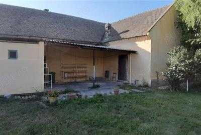 Casă cu 6 camere cu Teren 1400 Mp în Checea - 3