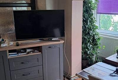 Apartament cu 3 camere decomandat în Central - 1