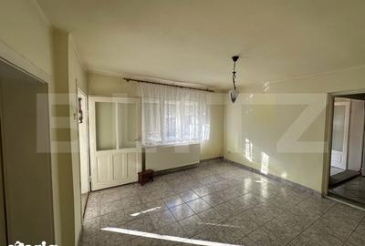 Casă cu 3 camere cu Teren 356 Mp în Central - 8