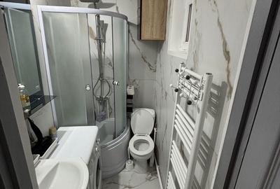 Apartament cu 3 camere în Central - 3
