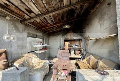 Conac cu teren intravilan 8759 mp, priveliste panoramica, Ci - 1