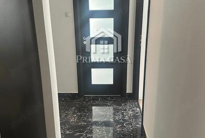 Apartament cu 4 camere decomandat în Micro 14 - 1