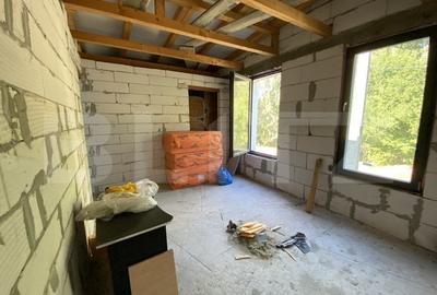 Casa de vanzare 4 camere in suprafata utila de 80 mp - 8