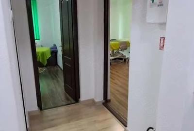 Spațiu comercial, de 55 mp, în Central - 8