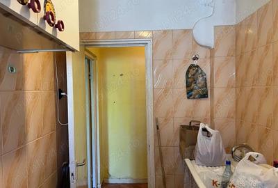 Salaj- Ferentari- str.Livezilor, apartament 2 camere, confort 2 - 5