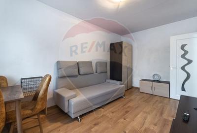 Apartament cu 1 camere decomandat, mobilat în Tractorul - 9