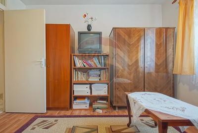 Apartament cu 3 camere decomandat, mobilat în Central - 16
