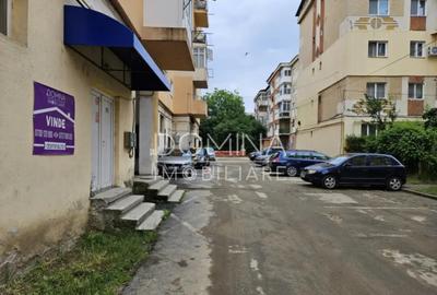 Spațiu comercial, de 24 mp, în 9 Mai - 5