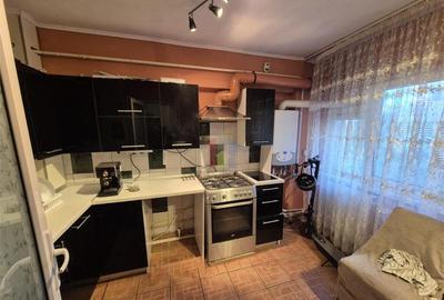 Confort 1 etaj 2 decomandat 94 mp 4 camere Progresu - 3