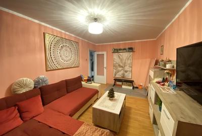 Apartament 3 Camere, Decomandat, Etaj 3, Garaj,  Aradului, Comision 0 - 10