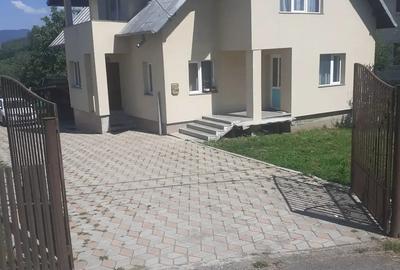 Casă cu 3 camere în Valea Mare - 6