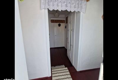 Casă cu 4 camere cu Teren 2676 Mp în Central - 11