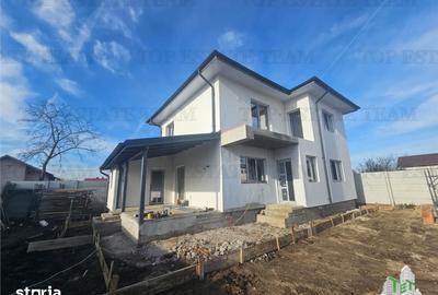 Casă cu 4 camere cu Teren 464 Mp în Joița - 11
