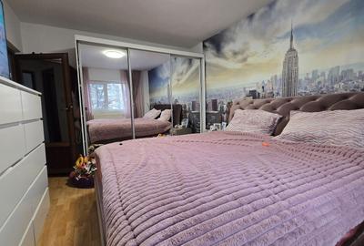 Apartament cu 3 camere decomandat în Micro 5 - 4