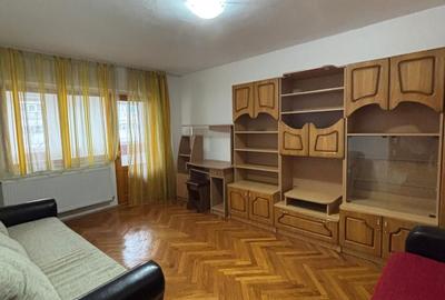 Apartament cu 2 camere decomandat în Vărsătura - 1