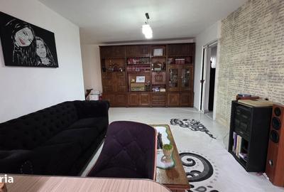 Apartament cu 4 camere în Gura Văii - 1