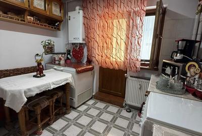 Apartament cu 3 camere decomandat în Central - 7