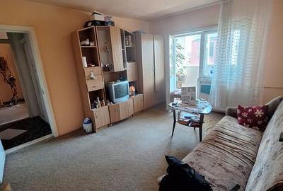 !!69500 eur.. 2 Camere ...zona Kiriac... bloc reabilitat - 4