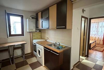 Apartament cu 3 camere decomandat în Central - 4
