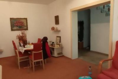 Casă cu 6 camere cu Teren 265 Mp în Central - 16