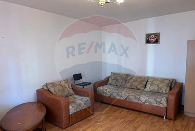 Garsoniera de vanzare ideala ca locuin?a sau spa?iu... - 1