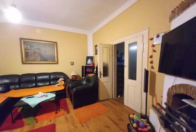 Casă cu 4 camere în Central - 5