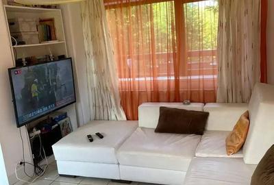 Casă cu 4 camere cu Canalizare în Cornu