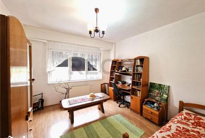 Apartament cu 4 camere decomandat în Bâlc - 2