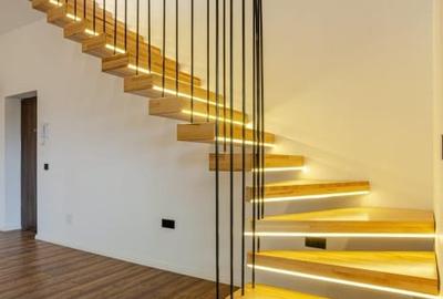 Apartament 7 Camere, 165mp, Pe 2 Nivele, Zona VIVO - 2