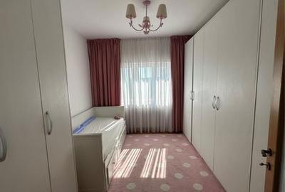 Apartament cu 3 camere decomandat în 1 Mai - 7