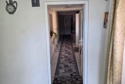 Casă individuală cu 4 camere cu Canalizare în Central - 14