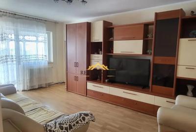 Apartament cu 4 camere decomandat în Central - 3