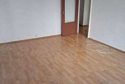 Apartament cu 2 camere decomandat în Dorobanți