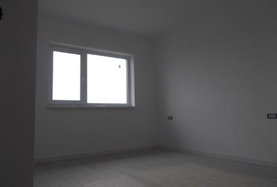 Duplex cu 4 camere cu Teren 328 Mp în Peciu Nou - 9