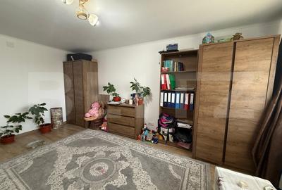 Apartament cu 3 camere, 62 mp, decomandat, spatios, cartier Obcini - 2