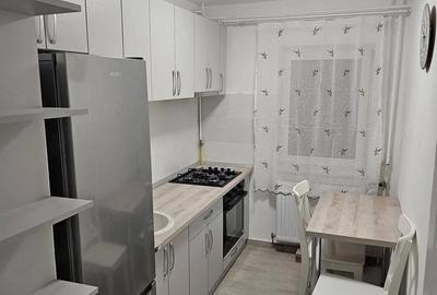 Garsonieră decomandată, mobilată în Complex Studențesc