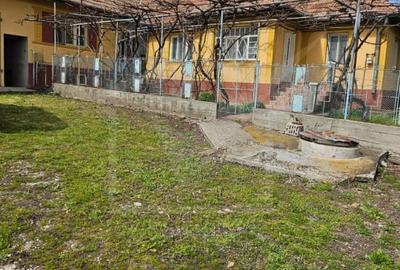 Casă individuală cu 3 camere cu Canalizare în Ceanu Mic - 1