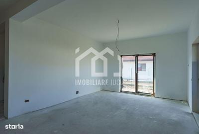 Casă cu 4 camere în Juc-Herghelie