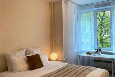 Apartament cu 2 camere decomandat în Drumul Taberei