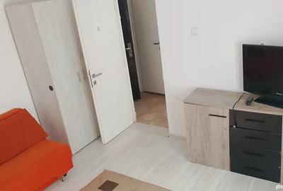 Inchiriez garsoniera - 3