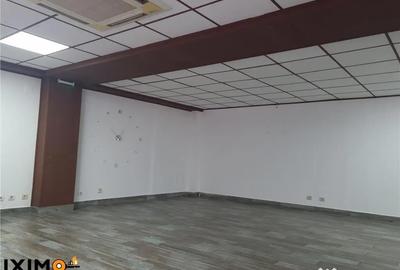 Spațiu comercial, de 55 mp, în Central - 9