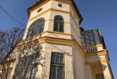 Casă cu 6 camere în Siret - 2