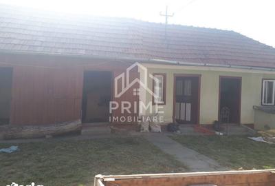 Casă cu 4 camere cu Teren 1708 Mp în Berghin - 3