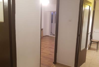 Garsonieră decomandată în Baba Novac - 2