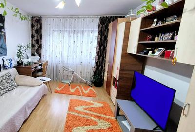 OCAZIE !!! Anda - 2 camere decomandate cu 2 balcoane - 2