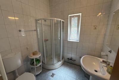 Apartament 3 camere decomandat in vila - 9