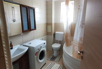 Apartament cu 3 camere decomandat în Florești - 2