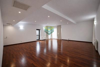 Apartament cu 3 camere decomandat în Herăstrău - 2