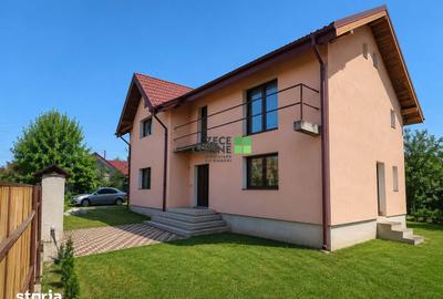Casă cu 8 camere cu Teren 1430 Mp în Central