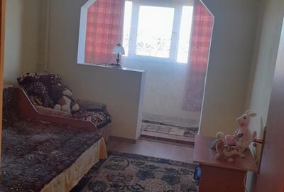 Apartament cu 3 camere decomandat în Central - 3